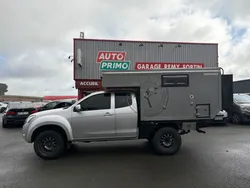 IZUZU Dmax Raid Globe Camper
