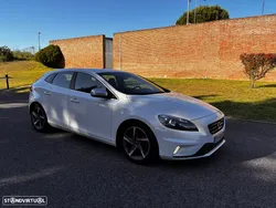 Volvo V40 1.6 D2 R-Design Momentum