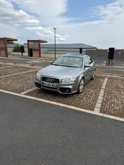 AUDI A4 Série 2 Phase 2 (8EC) 2.5 TDi V6 163cv garantie 3 mois