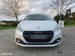 Peugeot 208 1.2 PureTech GT Line