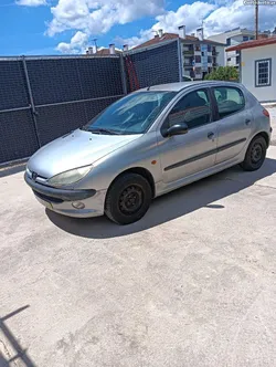 Peugeot 206 1.1