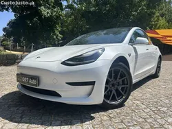 Tesla Model 3 Standard Range Plus RWD