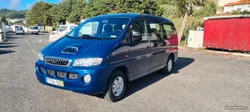 Hyundai H-1 2.5 turbo 9 lugares
