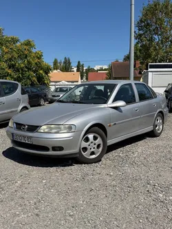 Opel Vectra 1.8 i 116 CV Climatisation