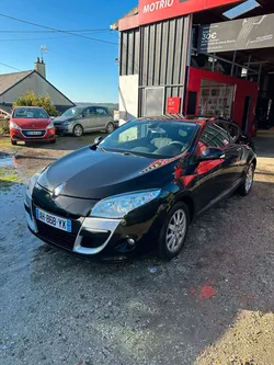 Renault Megane III Coupé 1.6i 16v 110CH