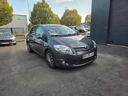 Toyota auris 2.0 d-4d 126ch