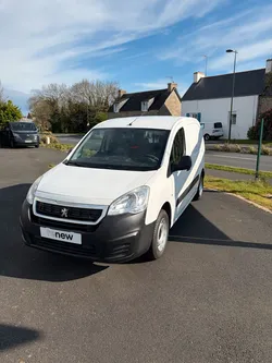Peugeot Partner Essence – 2016 – 70 500 km – Bon état général
