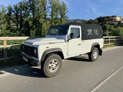 Land Rover Defender 110  soft top 2L nacional