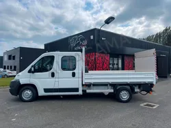 15 900 HT - PEUGEOT BOXER 130cv PLATEAU 3.00 m HAYON ELEVATEUR DHOLLANDIA DOUBLE CABINE 7 PLACES