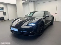 Porsche Taycan Cross Turismo 4