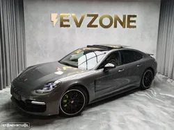 Porsche Panamera 4 E-Hybrid Executive
