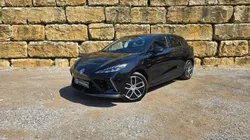 MG  64 kWh Luxury