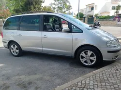 Seat Alhambra 1.9 TDi - 7 Lugares (Automática)
