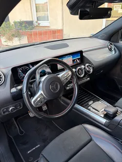 MERCEDES EQA 250 AMG LINE modèle 2021 - 1ére main - 148000 kms -toit ouvrant - attelage electrique- toute options