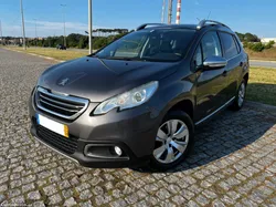 Peugeot 2008 Puretech 1.2 Allure