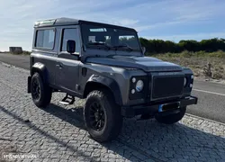Land Rover Defender 90 Hard Top SE