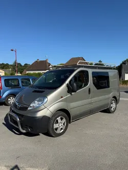 Opel VIVARO 2.0cdti 115 2eme main excellent etat