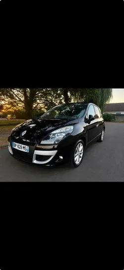 RENAULT SCÉNIC III 2.0 dCi FAP 150 CH BVA – FINITION JADE – TOIT OUVRANT – TRÈS BON