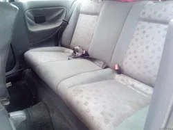 Seat Ibiza 1.4 a gasolina apenas 211mil/km