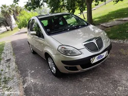 Lancia Musa 1.3 16V M-jet Oro Executive