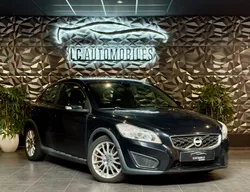 Volvo c30 1.6 110ch drive kinetic / RADIO CD / CLIMATISATION AUTOMATIQUE / REGULATEUR DE VITESSE / TOIT OUVRANT / AIDE AU STATIONNEMENT ARRIERE / DOUBLE DES CLES / GARANTIE DE 6 MOIS /