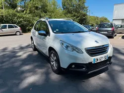 PEUGEOT 2008 1.6 HDI 92 ch BVM5 Allure excellent état 2015