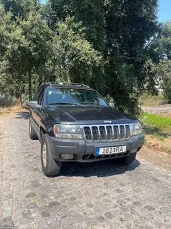 Jeep Cherokee Laredo