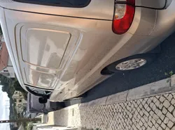 Hyundai H-1 Comercial