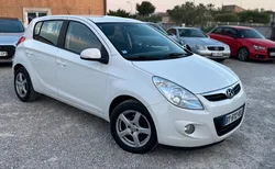 HYUNDAI I20 1.4 CRDI 75ch SENSATION - CLIM / 5 PLACES