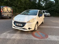 208 1.0 VTI 68 LIKE CT ok - Garantie 6 mois - Distribution neuve