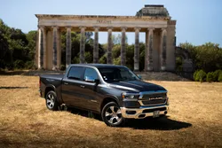 Dodge ram 1500 laramie 5.7l v8