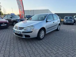 VOLKSWAGEN GOLF 5 V 1.4 75CH 5 porte 01/11/2004 166000km