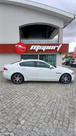 Jaguar XE 2.0 D Prestige Aut.