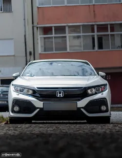 Honda Civic 1.0 i-VTEC Elegance Navi