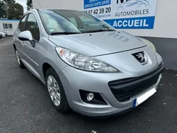BELLE Peugeot 207 1.4 Active 75 cv première main