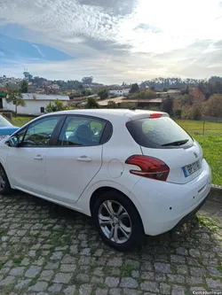 Peugeot 208 1.2 PURE TECH