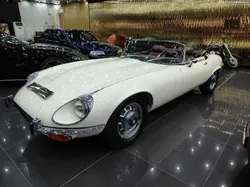 Jaguar E-Type Serie III V12 Caixa Manual Cabrio
