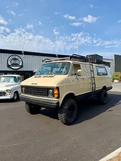 Dodge Ram Van 4x4 van Life 35000km d’origine