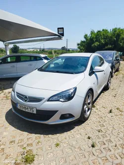 Opel Astra GTC 2.0 CDTi S/S