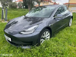 Tesla Model 3 Standard Range Plus RWD