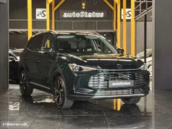 MG ZS 1.5 Hybrid+ Luxury