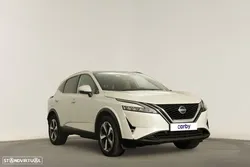 Nissan Qashqai 1.3 DIG-T N-Connecta LED Xtronic