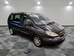 PEUGEOT 807 - 2.2 HDi 128 ch – 7 Places