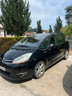 C4 picasso 1.6 hdi modele 2010 phase ii millenium automatique ,gps ,toit panoamique, jantes alu..7 PLACES