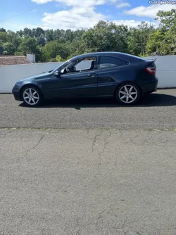 Mercedes-Benz C 220 Coupé