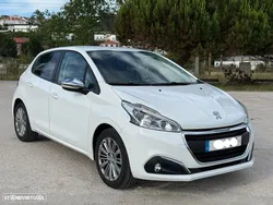 Peugeot 208 1.6 BlueHDi Style
