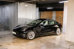 Tesla Model 3 Long Range AWD Dual