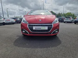 Peugeot 208 1.2 PureTech - 5P - 18