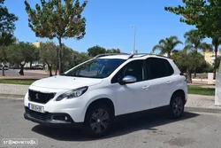 Peugeot 2008 1.2 PureTech Style