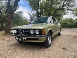 BMW 320 E21 1ª Fase M10 4 cilindros